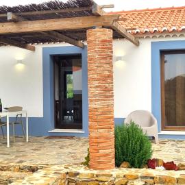 O RETIRO DOS GUERREIROS by Stay in Alentejo, Hotel in Almograve