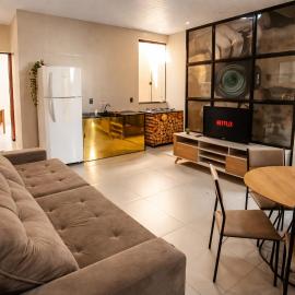 Saborrrr Container - BOX 360 - Sobrado Alvenaria, hotel in Uberlândia