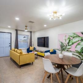 Art Deco 3 BR Near Fort Bliss
