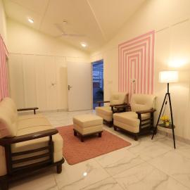 Premium 2BHK Apartment Near Shri Ram Mandir- Family Stay Ayodhya, hotel u gradu Ayodhya