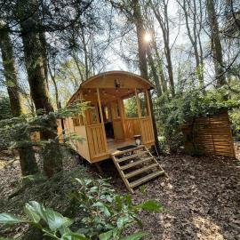 Pipowagen aan het Wandelpad, hotel di Lanaken