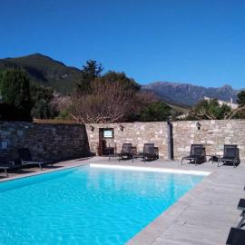 Studio N 02 Stalla Sischese, hotel a Sisco
