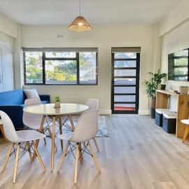Modern Seaside Apartment, hotel u gradu 'Fish Hoek'