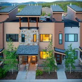 Downtown WP Villa 254 I Rooftop Hot Tub I Great Views I Activity Program, hotel u gradu 'Winter Park'