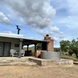 Gamtoosberg Cottage, hotel in Oudtshoorn
