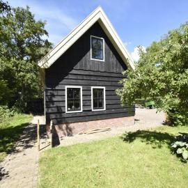 Pet-friendly Apartment in Sint Maartensbrug