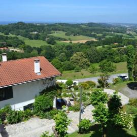 Gite PEROCH BAITA T4 avec jardin vue mer montagnes