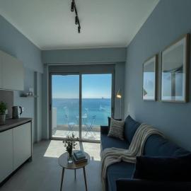 Waterfront Stay in Charaki, hotel a Haraki