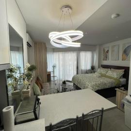 Tambuli Seaside Living Condo and Resort-Tower F, hotel di Lapu Lapu City