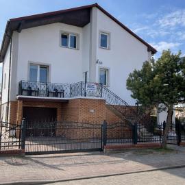 U Karola, hotelli kohteessa Darłowo