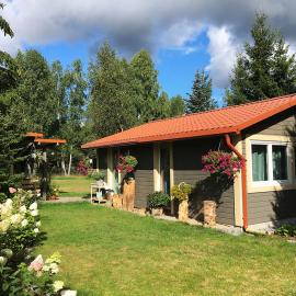Leśne Chatki Kaszuby, Hotel in Dziemiany