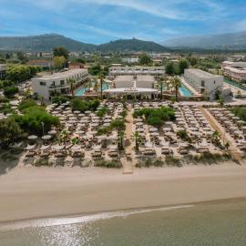Perla Del Mare, hotel v mestu Alikanas