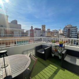 Cozy penthouse city center