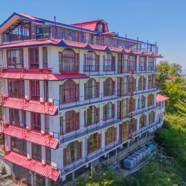 Mashobra Heights By shrpl, hotel in Kīar