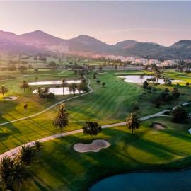Dúplex de lujo en El Campo De Golf, La Manga Club, hotel din Atamaría