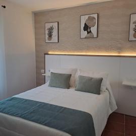 La Casita de las Hurdes, hotel u gradu Arrolobos