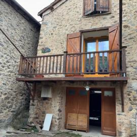 La grange un refuge, hotel en Mijanès