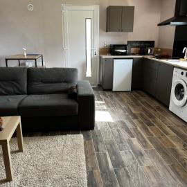 Fully equipped, independent apartment, hotel in Marles-en-Brie