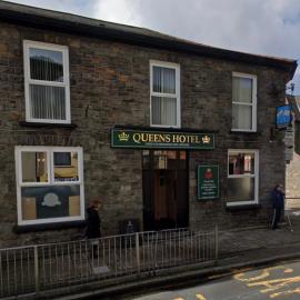 The Queens Hotel, hotelli kohteessa Rhondda