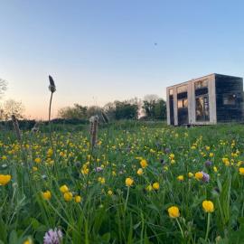 La tiny house Low Tech, hotel em Cléder