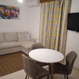 Larnaca, Pervolia 1 bedroom seaside apartment, hotel in Perivolia