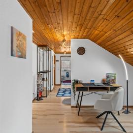 Modernes Apartment zentral in Ochsenhausen mit Parkplatz und WLAN ideal für Business und Urlaub, хотел в Ochsenhausen