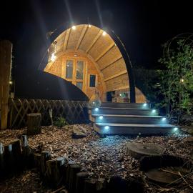 La cabane de l'étang – hotel w mieście Kerprich-aux-Bois