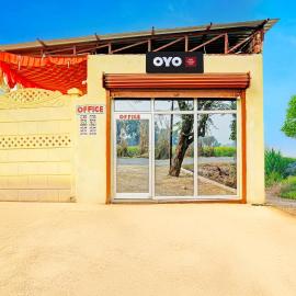 Hotel O by OYO Kanhaiya Vatika, hotel em Kanpur