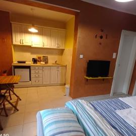 Lakea Apartments