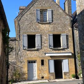 Charming house with panoramic view in Domme-Sarlat, Hotel in Domme