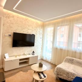 Konaleks apartment - Private Parking, Hotel in Veternik