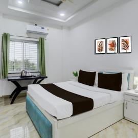 HOTEL O SPACE INN NH 44, hotel in Pānchgaon