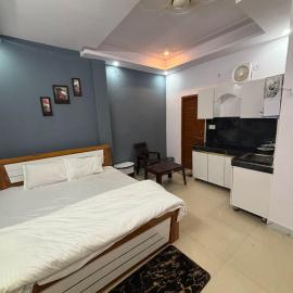 Indigo Inn, hotel a Malhour