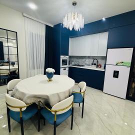 Green Villa, hotel in Kobuleti