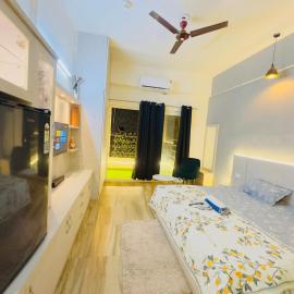 Golf View Executive Studio near Expo Mart