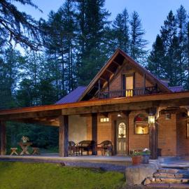 West Glacier Adobe House, Hotel in West Glacier