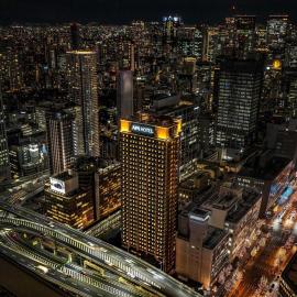 APA Hotel & Resort Midosuji Hommachi Ekimae Tower, hotel v Osace