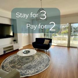 Sun Sea by Book Jervis Bay - Luxury in Vincentia with Ocean Views