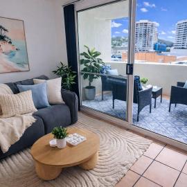 Luxury City Views 2BR Central Townsville