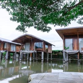 Saung Komando Ciwidey, hotel en Winducina