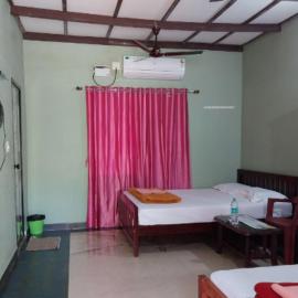 Kukke Kumaradhara River Valley Home Stay, hotel a Subrahmanya