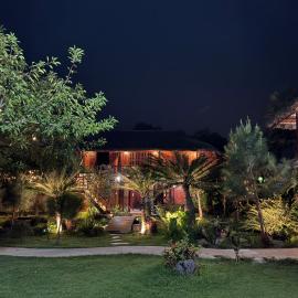 ID Đóng, hotel i Ấp Long Cát