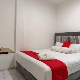 Viesnīca RedDoorz near Alun Alun Kota Serang pilsētā Gedeg