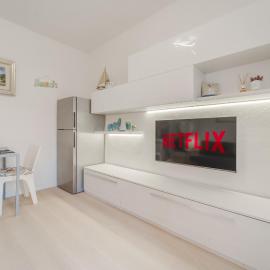 Marina Vip Anna, hotel em Procchio