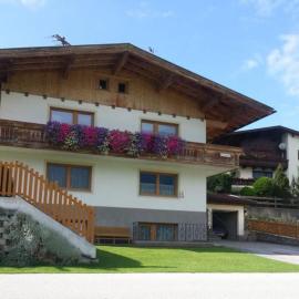 Appartement Wurm- nahe Hochzillertal für Familien, מלון בקלטנבאך