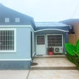 Villa 3dorm 1-6pers 4 camas Piscina Seguridad 24h, hôtel à Daule