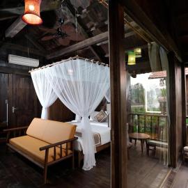 The Palm Tree Bungalow โรงแรมในXuân Sơn