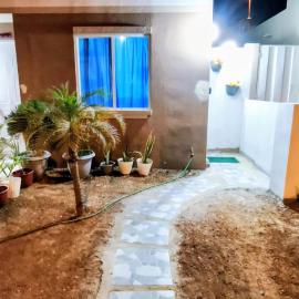 Dpto 2dorm 1-5pers 2camas Piscina Seguridad 24h, hôtel à Daule