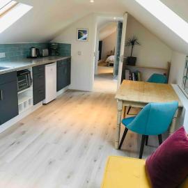 Lovely 1 bedroom loft with amazing Ocean view