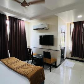 hotel aadhar